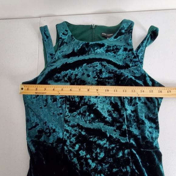 Maggy London Crushed Velvet Midi Dress Size 10 Green Stretch Velour Party - Picture 10 of 15
